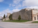 Vista del interior de la puerta de San Basilio antes de su restauración