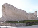 Tramo de la muralla desde la puerta de San Basilio al Castillo. Estado antes de su restauración.