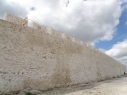 Muralla en la explanada del castillo